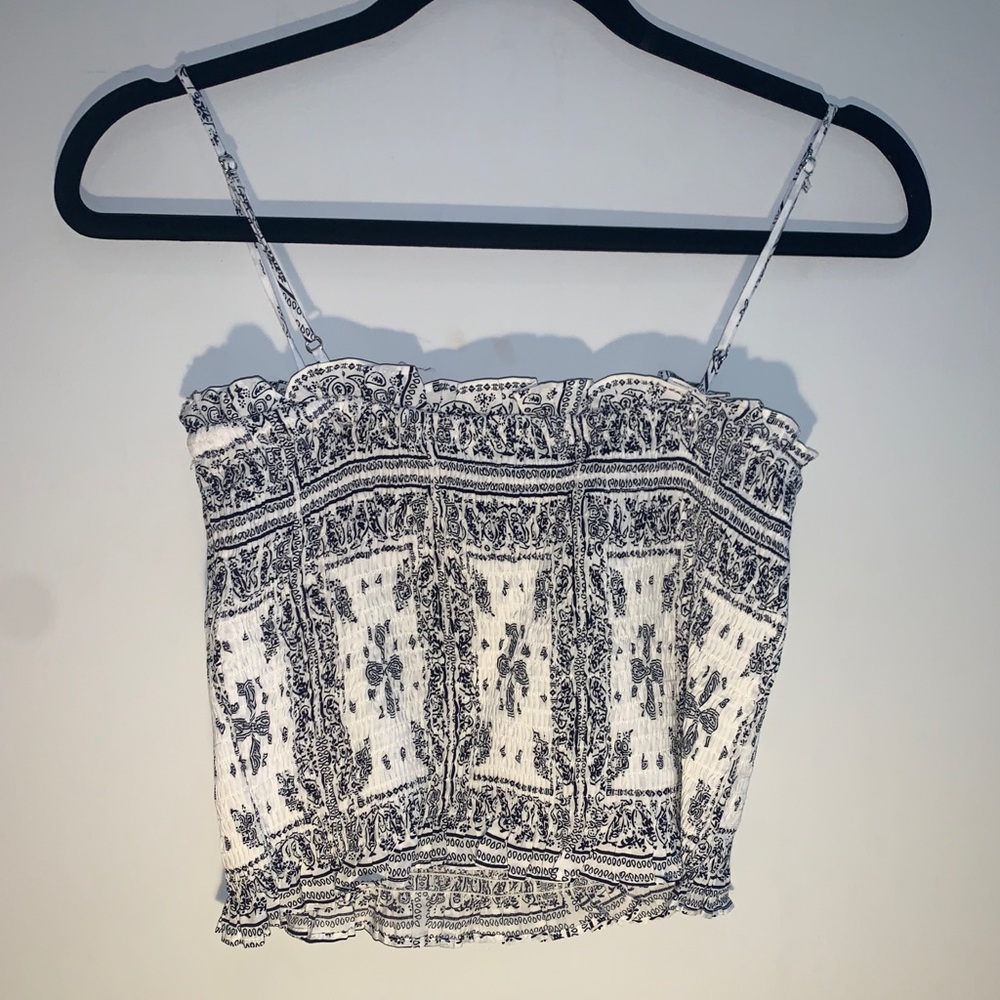 Patterned tank - Picture 2 of 3